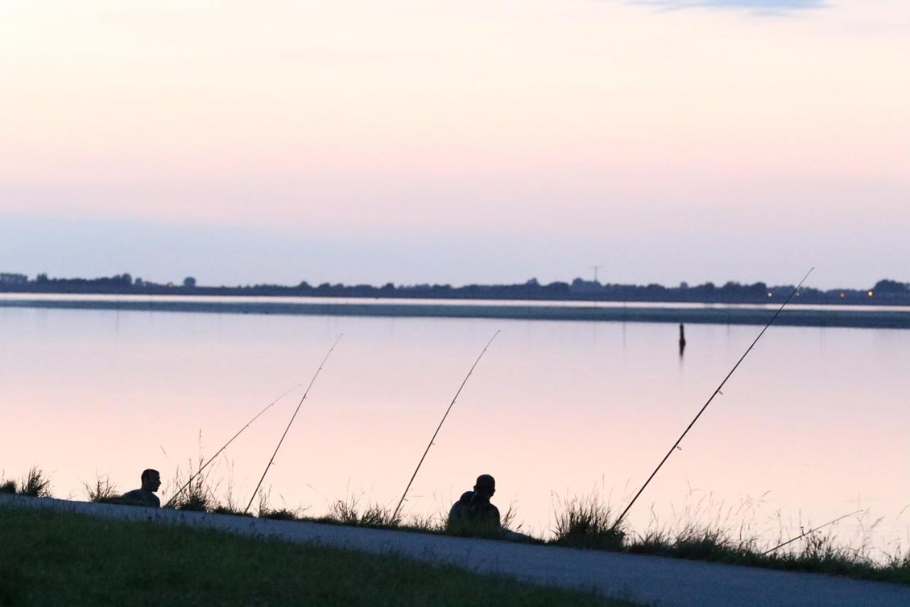 Strandhut 64 Sint Annaland Bagian luar foto