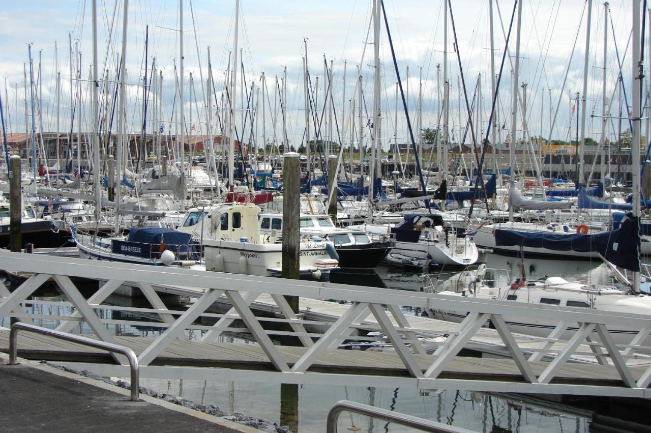 Strandhut 64 Sint Annaland Bagian luar foto